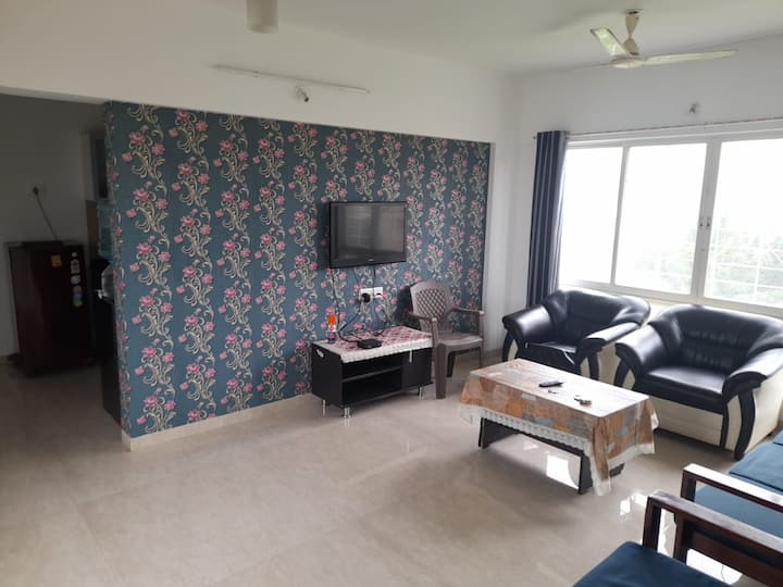 Beautiful 2BHK AC Balewadi